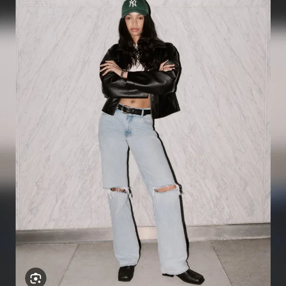 Abercrombie&Fitch The Baggy Low Rise Jeans Light Wash Ripped Size 24 00 - Picture 3 of 7